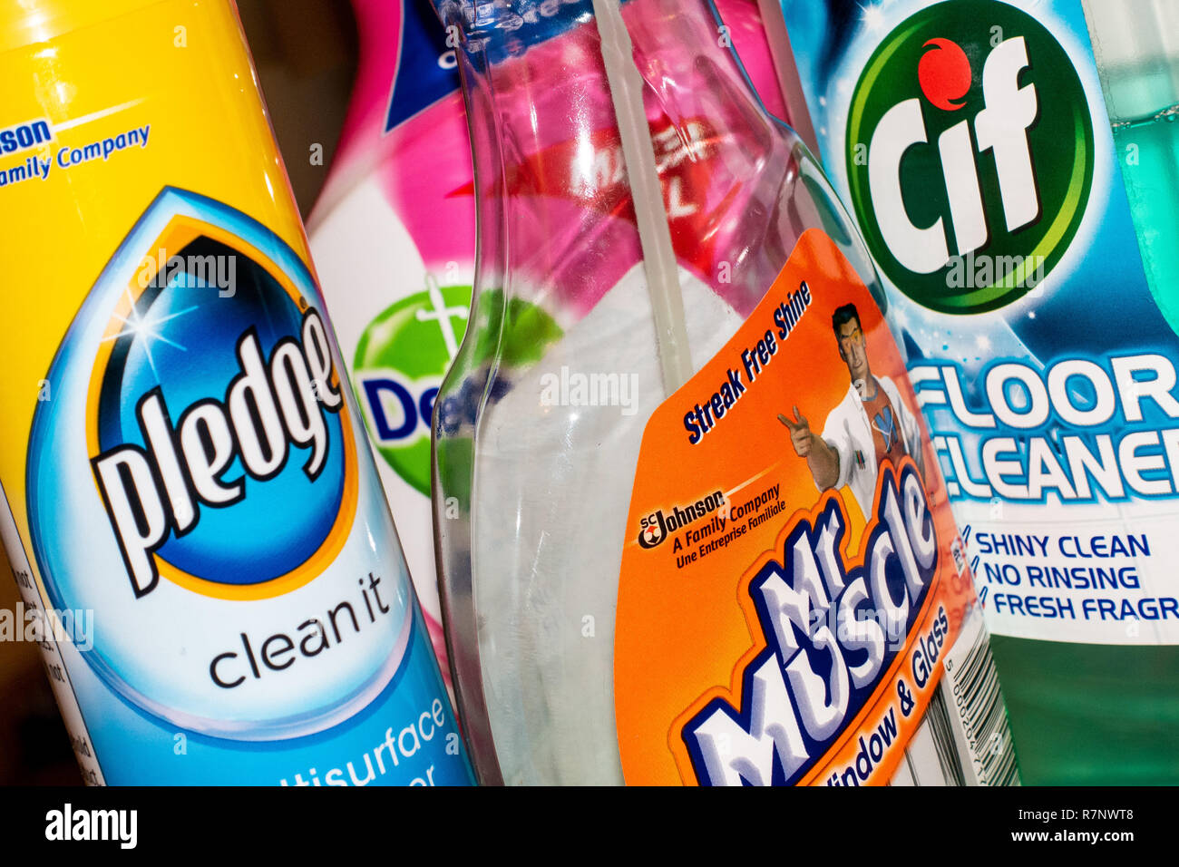 Cleaning products hires stock photography and images Alamy