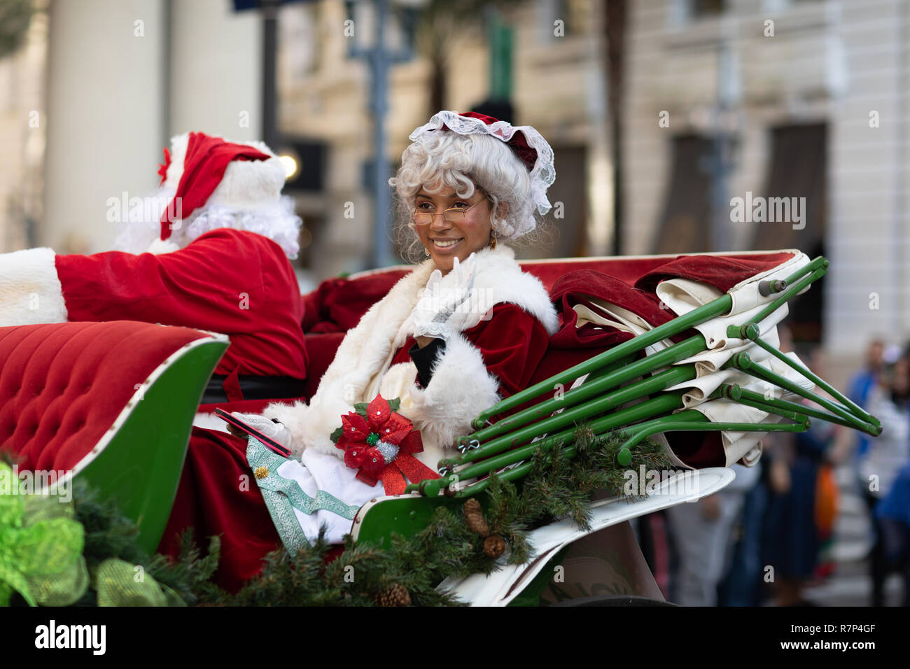Santa claus on sale dress up