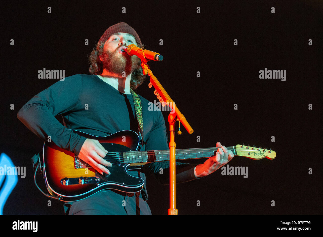 Mike Posner Almost Acoustic Christmas 2022 Mike Posner High Resolution Stock Photography And Images - Alamy