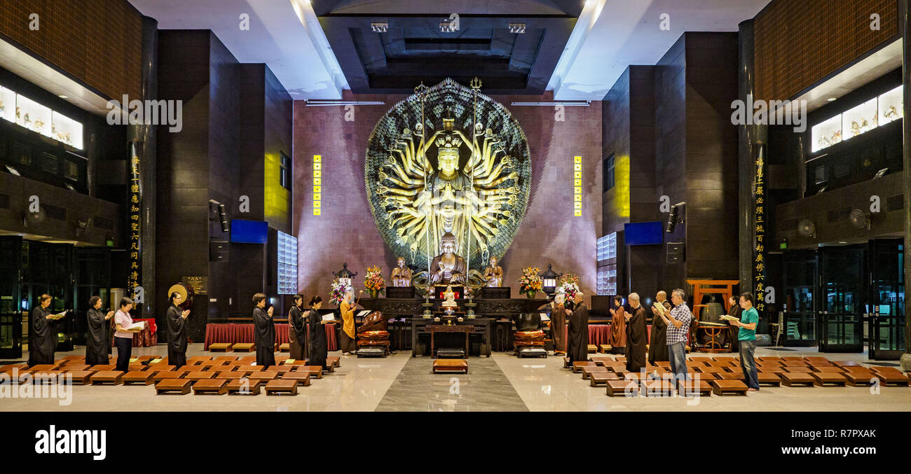 Singapore Singapore 11th Dec 2018 Morning Meditation Services At The Foo Hai Ch An Monastery In The Geylang Neighborhood Of Singapore The Monastery Was Founded In 1935 The 9 9 M 32 5 Feet Tall