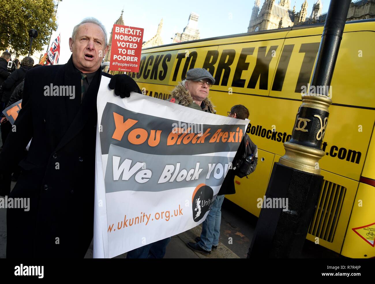 London, UK. 11th Dec 2018. Pro-Brexit protesters, Westminster, London Credit: Finnbarr Webster/Alamy Live News Stock Photo