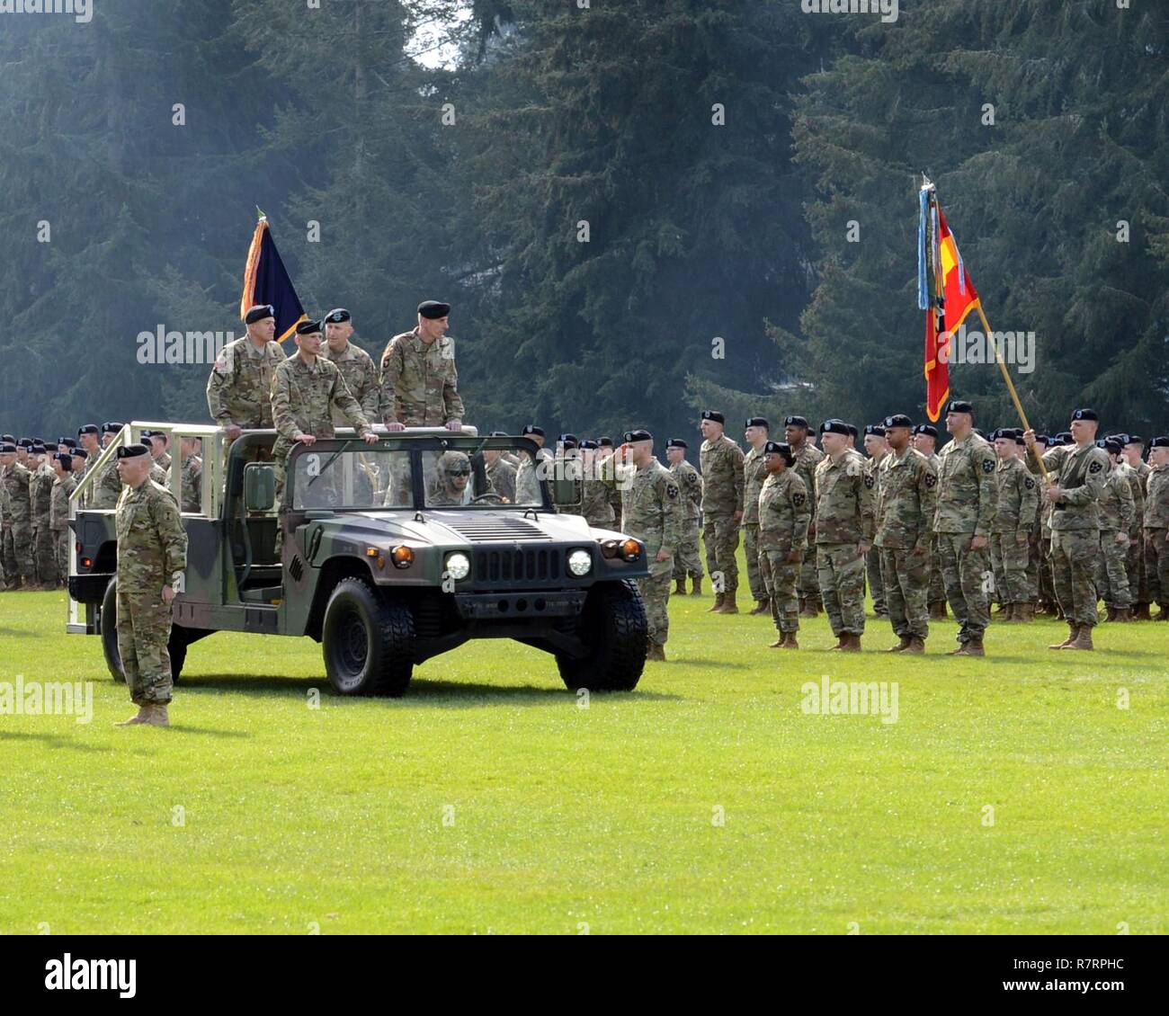 Commanding general of U.S. Army Forces Command (FORSCOM) GEN Robert ...