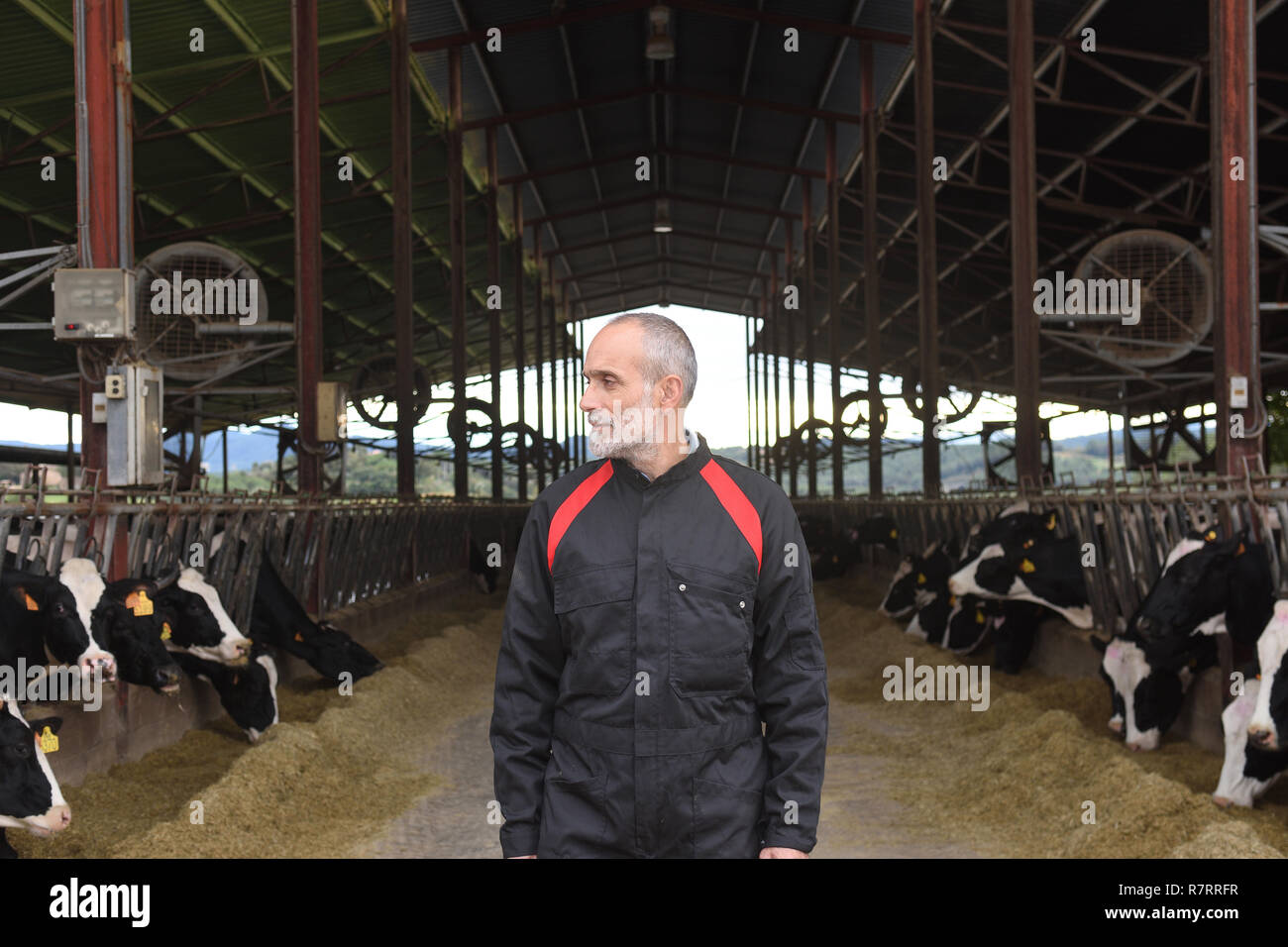 portrait of a farmer Stock Photo - Alamy