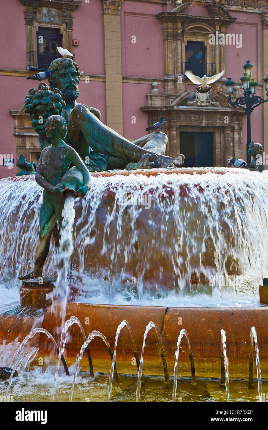 Turia fountain, Virgen de los Desamparados Basilica. Virgin Square. Valencia, Comunidad Valenciana. Spain. Stock Photo