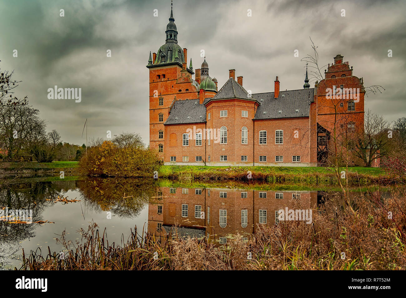 Vallo Castle is a manor house located seven km south of Koge, in Stevns  Municipality, on the island of Zealand in Denmark Stock Photo - Alamy