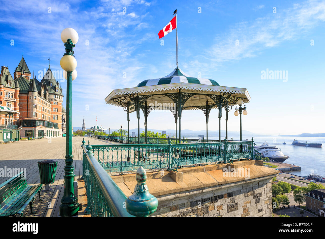 Quebec City, Canada. Early morning shot of Terrasse Dufferin with the Hotel Chateau Frontenac in the background to the left. No people present. Stock Photo