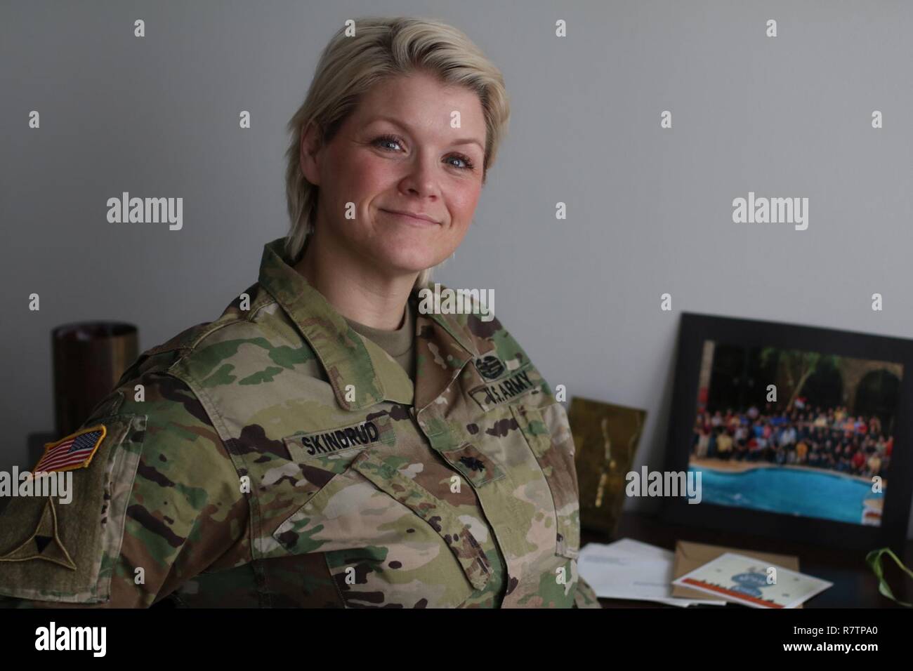 Field artillery officer hi-res stock photography and images - Alamy