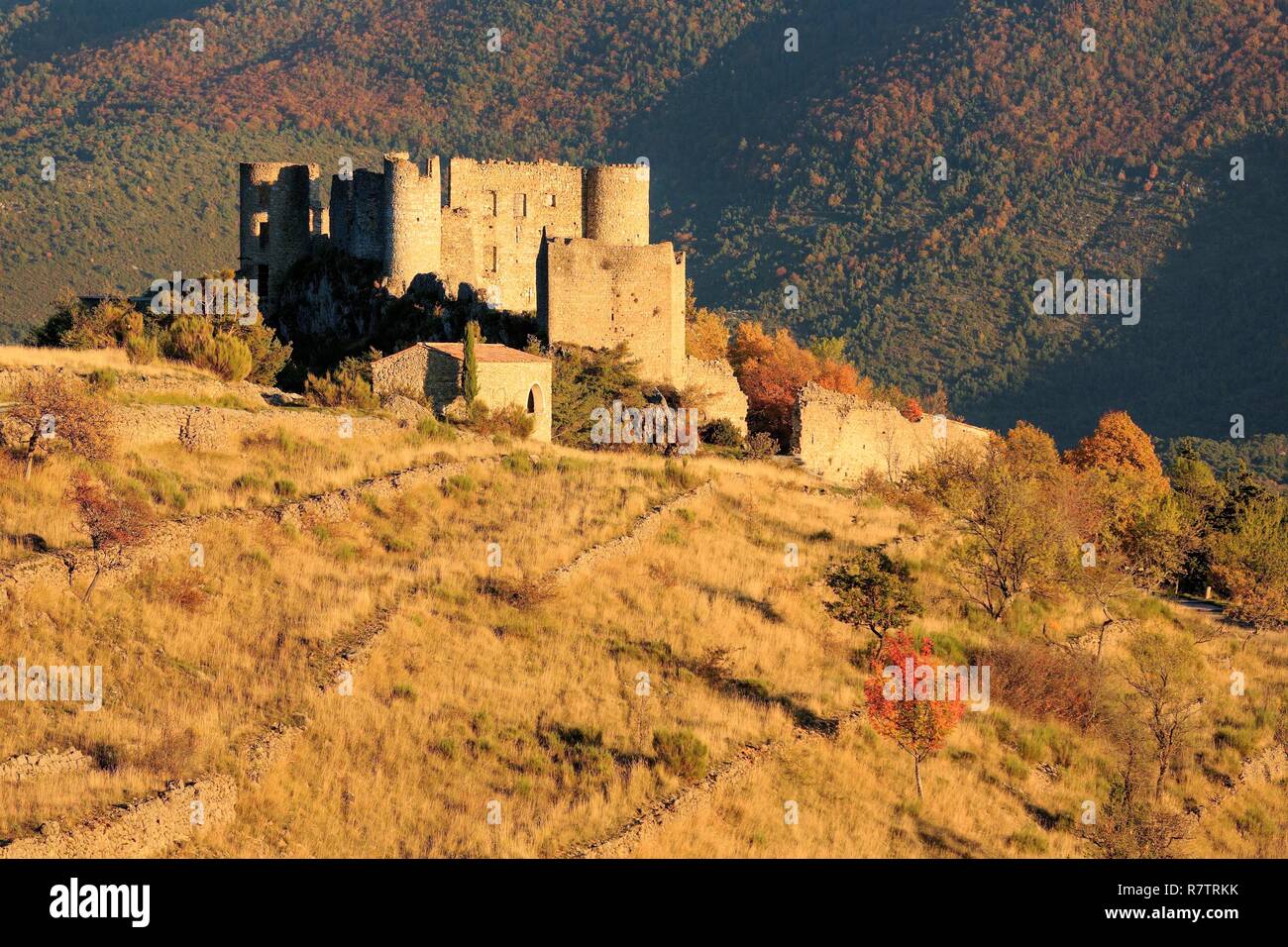 Page 2 Chateau Fort High Resolution Stock Photography And Images Alamy