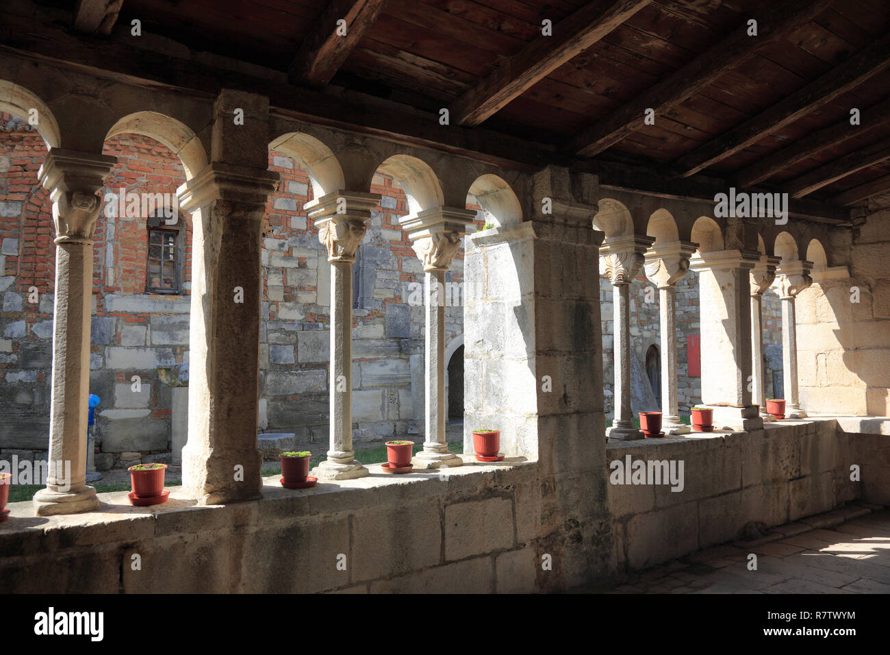 Apollonia, Apoloni, Ruinenstätte, Albanien, byzantinisches Kloster Shen Maria, ca 1250 erbaut Stock Photo