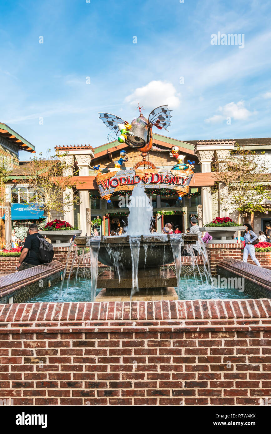 Orlando Florida December 17 Wonderful World Of Disney Store Orlando Florida December 17 Colorful Artificial Lake At Lake Buena Vista Stock Photo Alamy