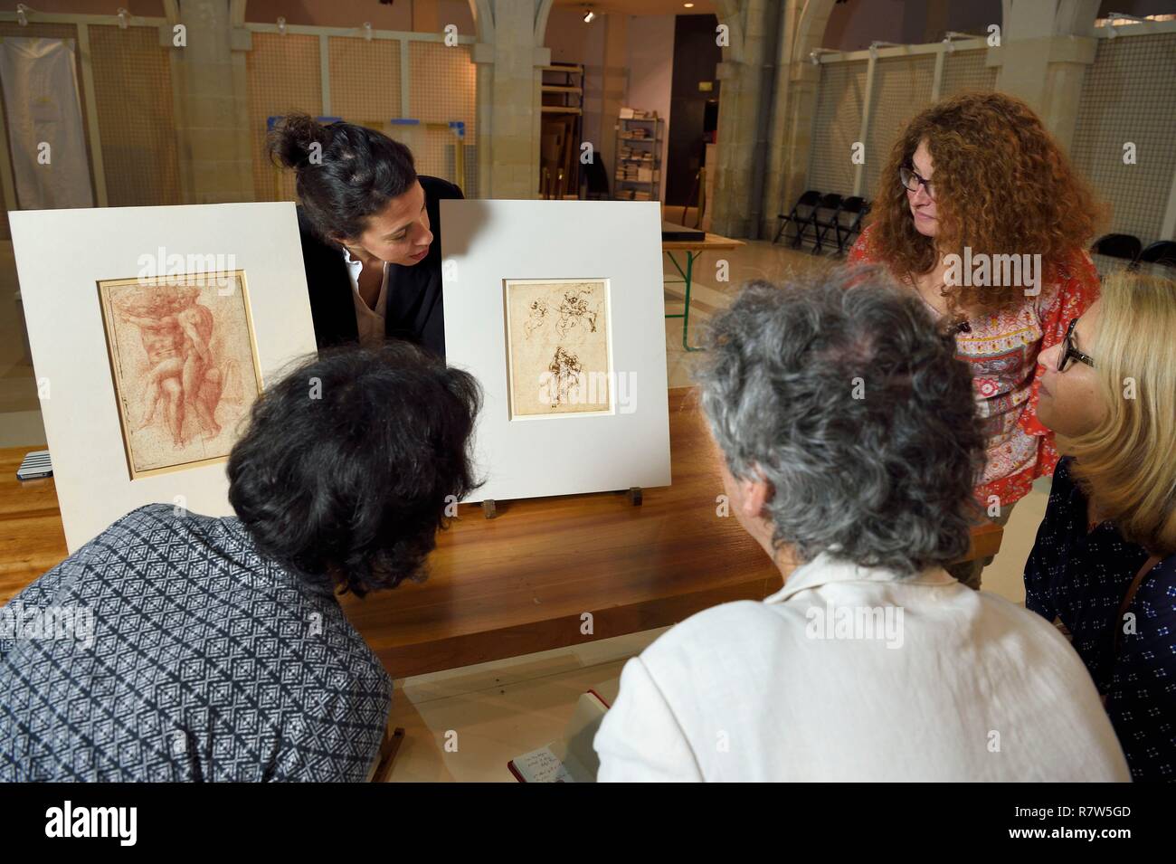 France, Pyrenees Atlantiques, Basque Country, Bayonne, Bonnat-Helleu Museum, Museum of Fine Arts, presentation of Michelangelo's drawing study for the group Adam and Eve of the Sistine Chapel on the left and a study by Leonardo da Vinci on the right Stock Photo