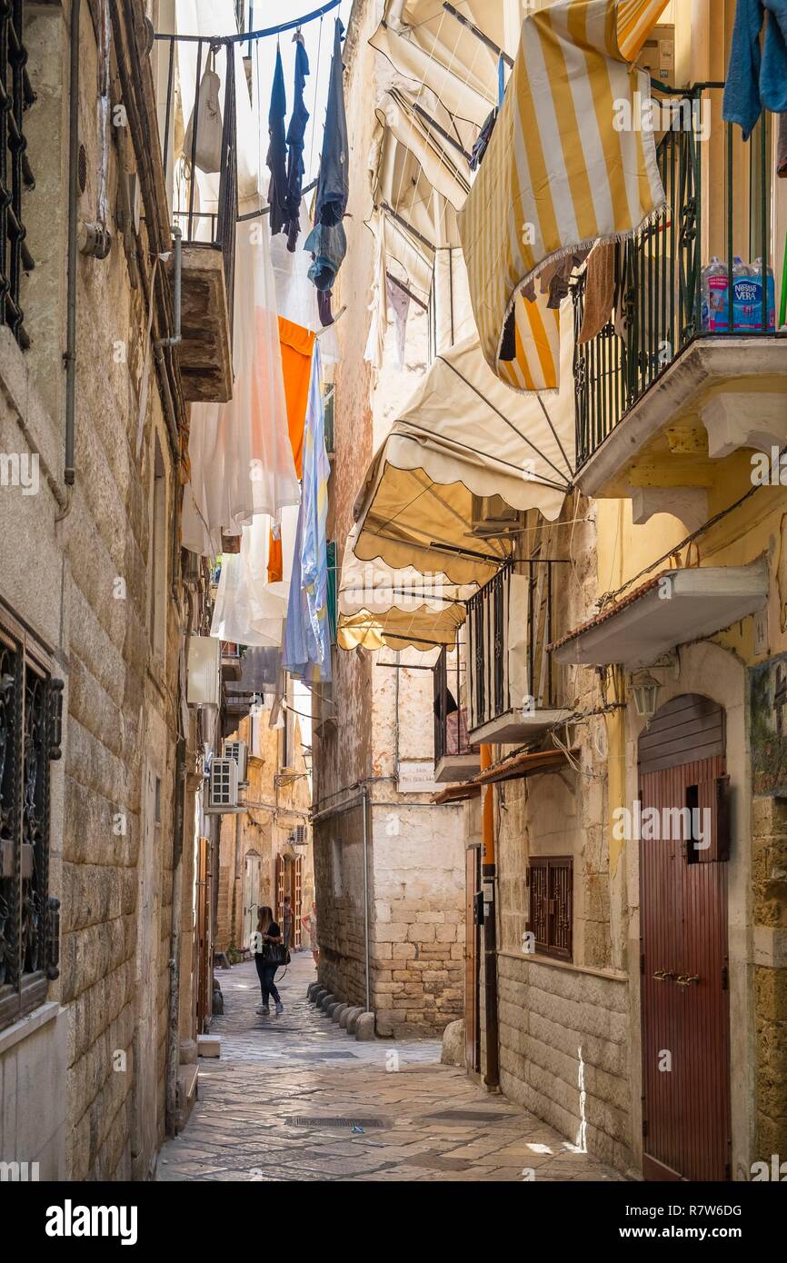 Italy, Apulia, Bari, Old Town or Bari Vecchia, alley of the historic centre Stock Photo