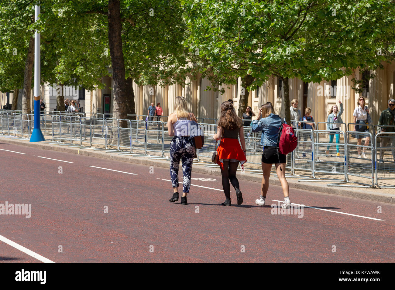 Street The Mall, Westminster, London, England, United Kingdom Stock ...