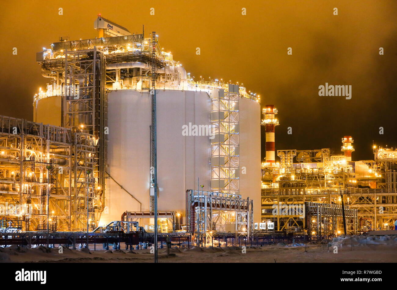 lng-total-high-resolution-stock-photography-and-images-alamy