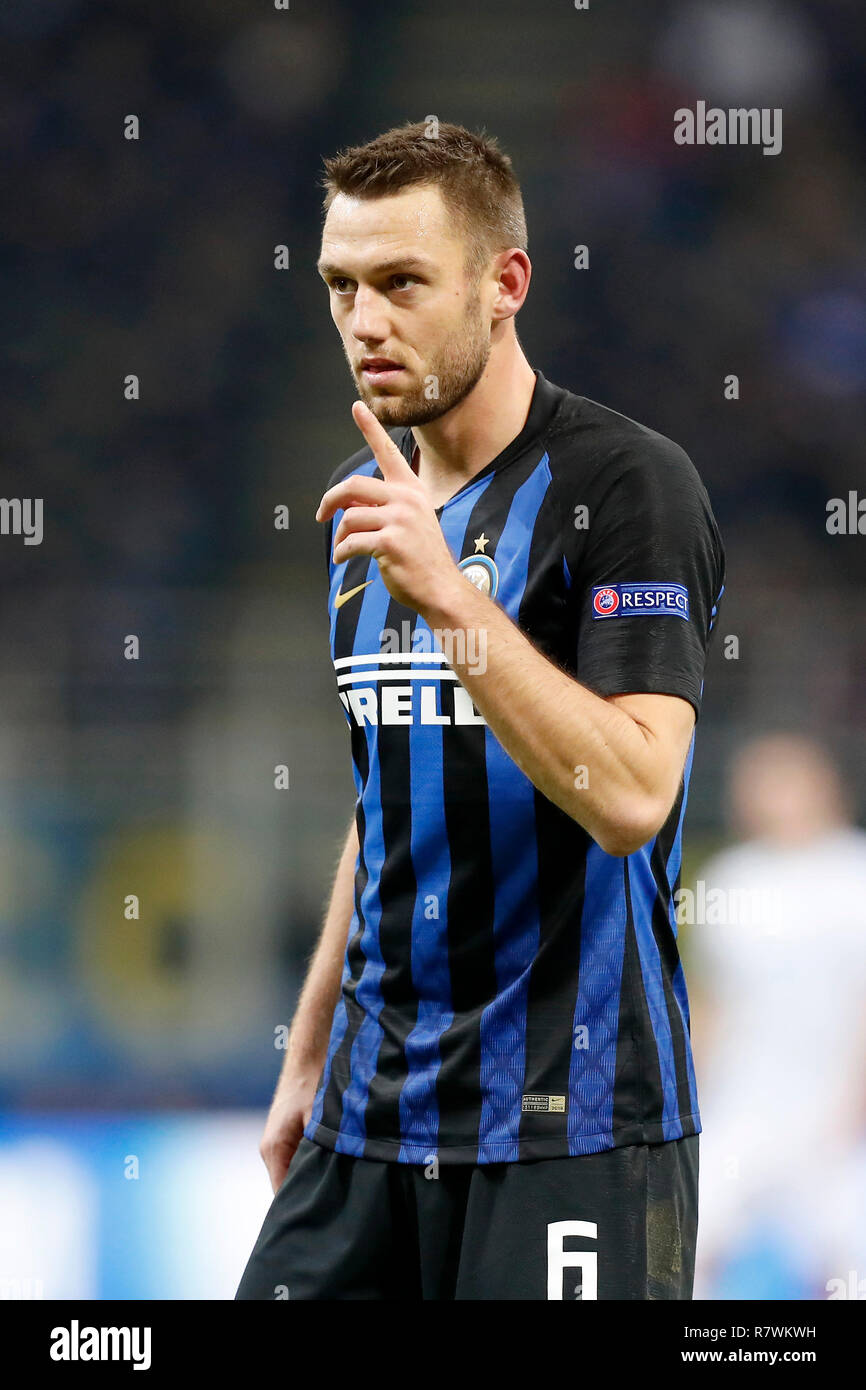 Inter milan players hi-res stock photography and images - Alamy