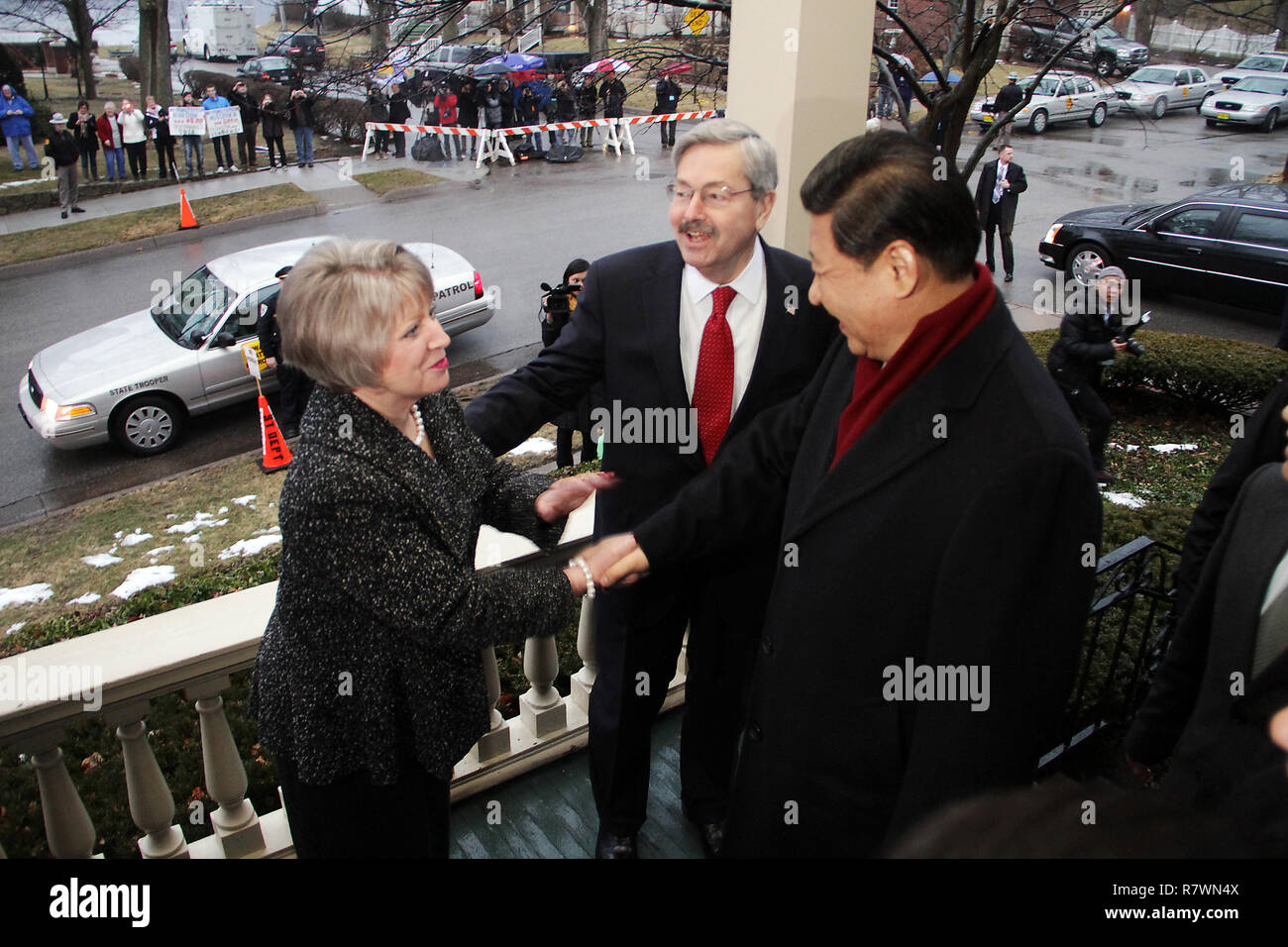 muscatine-iowa-usa-15th-feb-2012-china-s-vice-president-xi