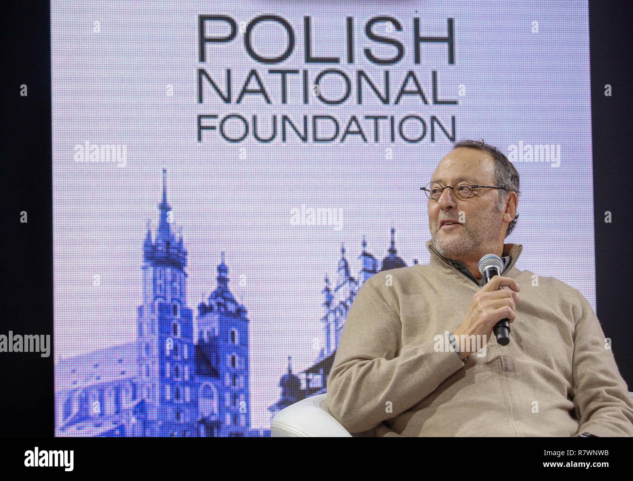 Krakow, Poland. 11th Dec, 2018. Actor Jean Reno seen during a meeting with fans and students.Jean Reno visited Poland following the invitation of the Polish National Foundation. In Krakow, he met with fans, visited the old town and got to know Traditional Polish Christmas dishes. Credit: Damian Klamka/SOPA Images/ZUMA Wire/Alamy Live News Stock Photo
