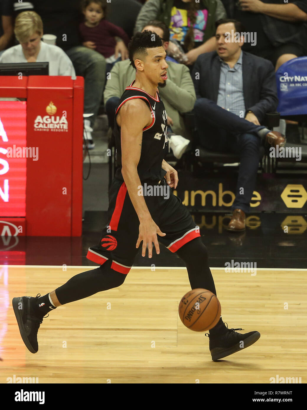 Los Angeles, CA, USA. 11th Dec, 2018. Toronto Raptors guard Danny Green #14  coming up the court during the Toronto Raptors vs Los Angeles Clippers at  Staples Center on December 11, 2018. (