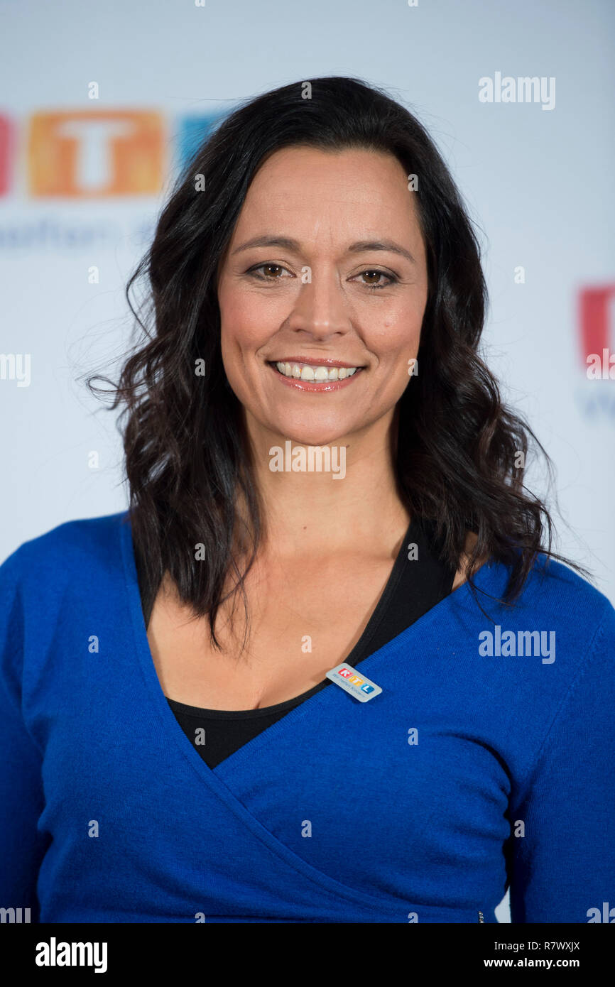 Yvonne de hi-res stock photography and images - Page 6 - Alamy