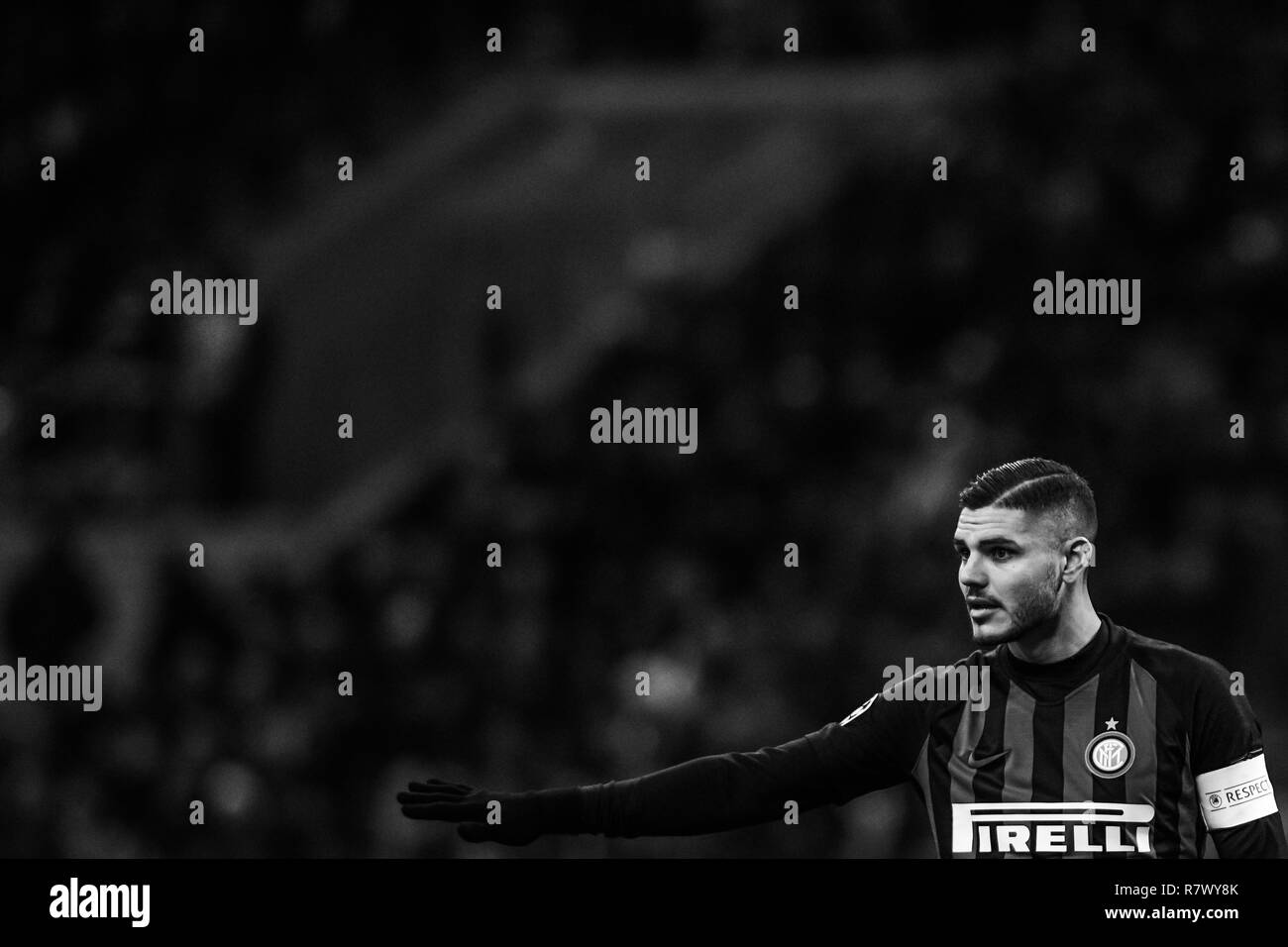 Milan, Italy. 11th Dec 2018. Black and White image of forward Mauro Icardi (Inter) gestures during the UEFA Champions League football match, Inter Milan vs PSV Eindhoven at San Siro Meazza Stadium in Milan, Italy on 11 December 2018 Credit: Piero Cruciatti/Alamy Live News Stock Photo