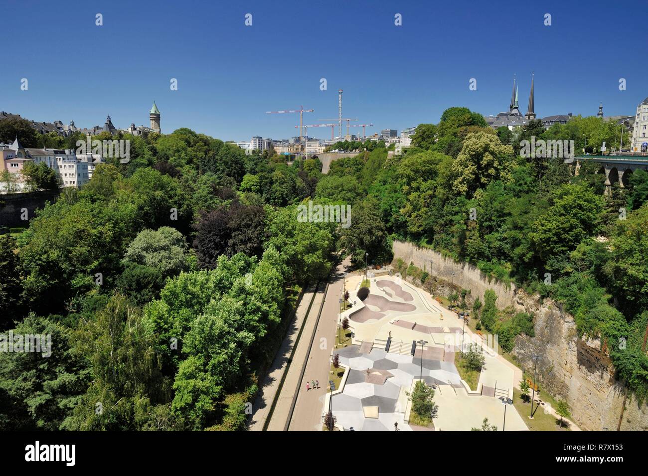 Luxembourg, Luxembourg city, view of the Petrusse valley and the SkatePark Stock Photo