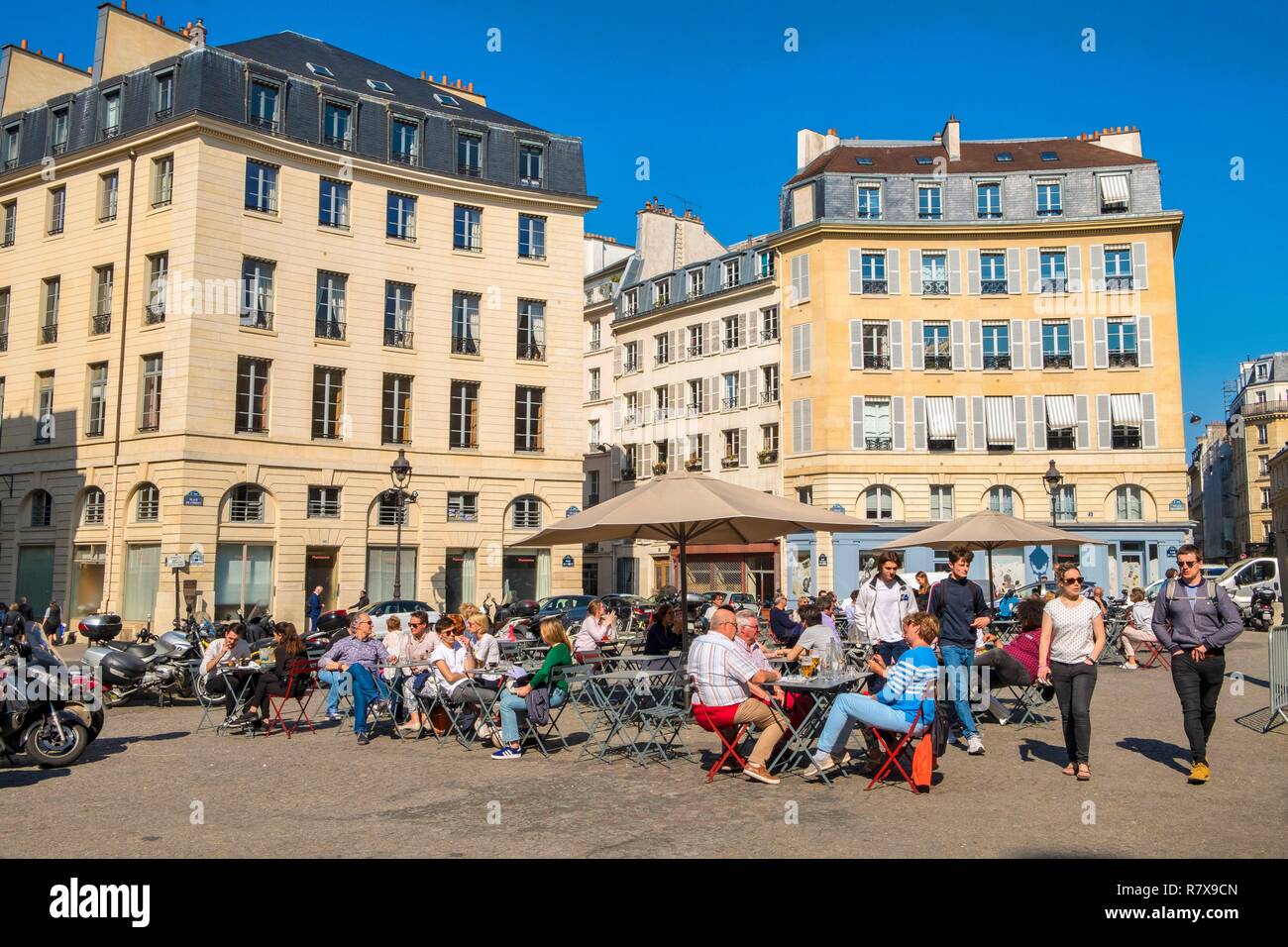 France Paris Place De L Odeon Cafe Terrace In Front Of The Odeon Theater Stock Photo Alamy