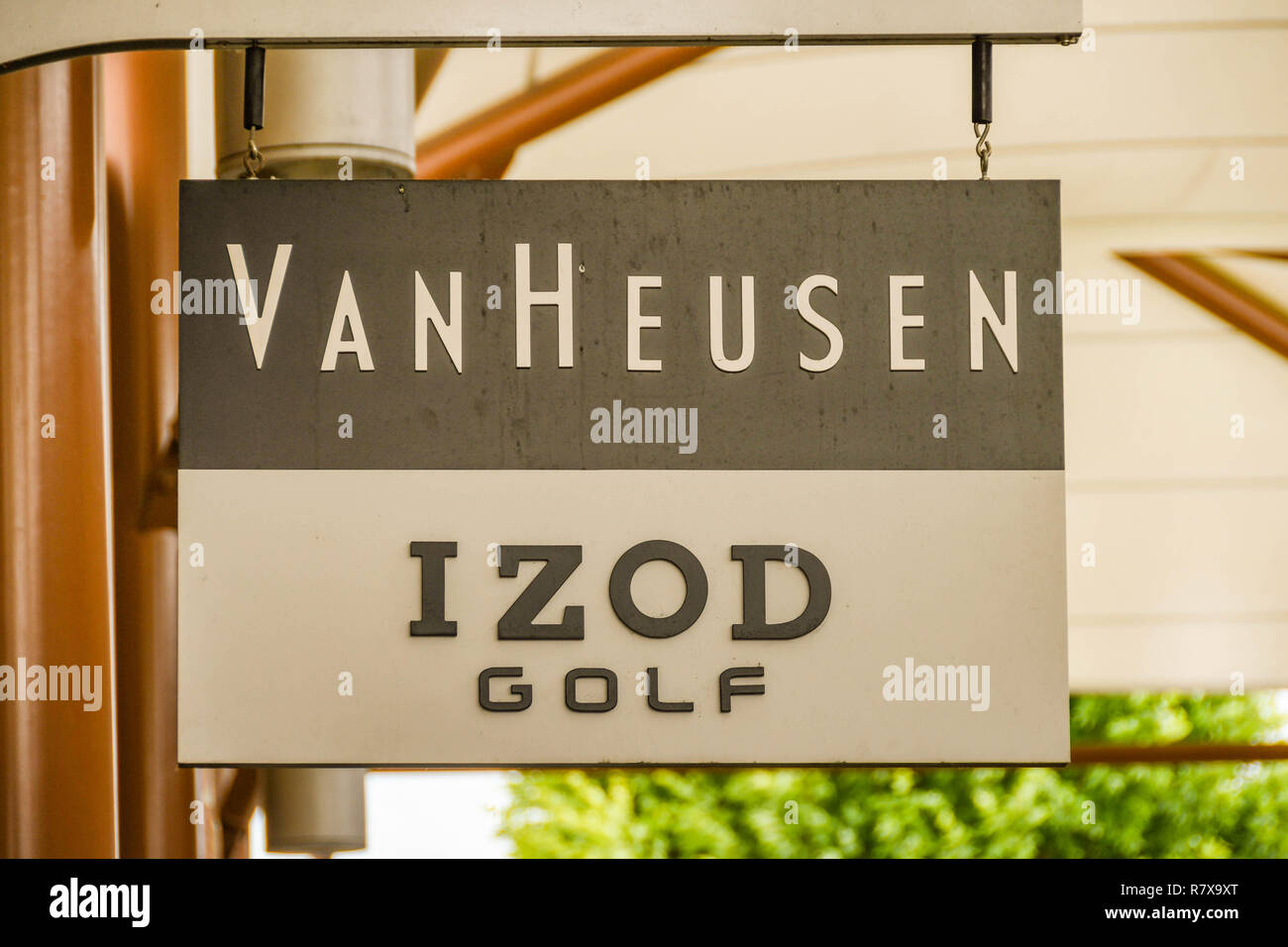 SEATTLE, WA, USA - JUNE 2018: Close up view of a sign outside the Van  Heusen and Izod Golf factory store at the Premium Outlets shopping mall in  Tulal Stock Photo - Alamy