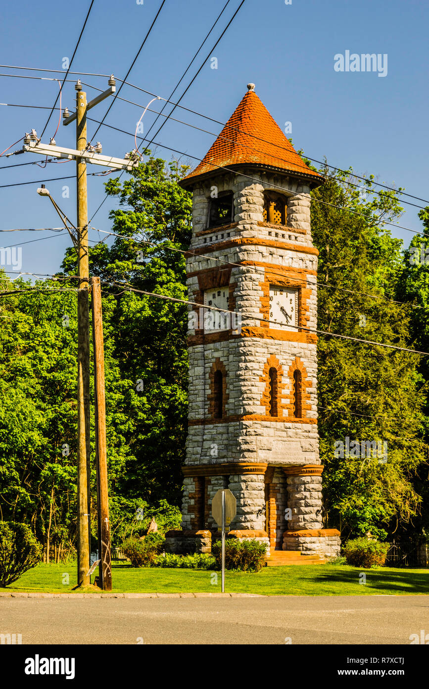 Memorial Clock Tower Sharon, Connecticut, USA Stock Photo Alamy