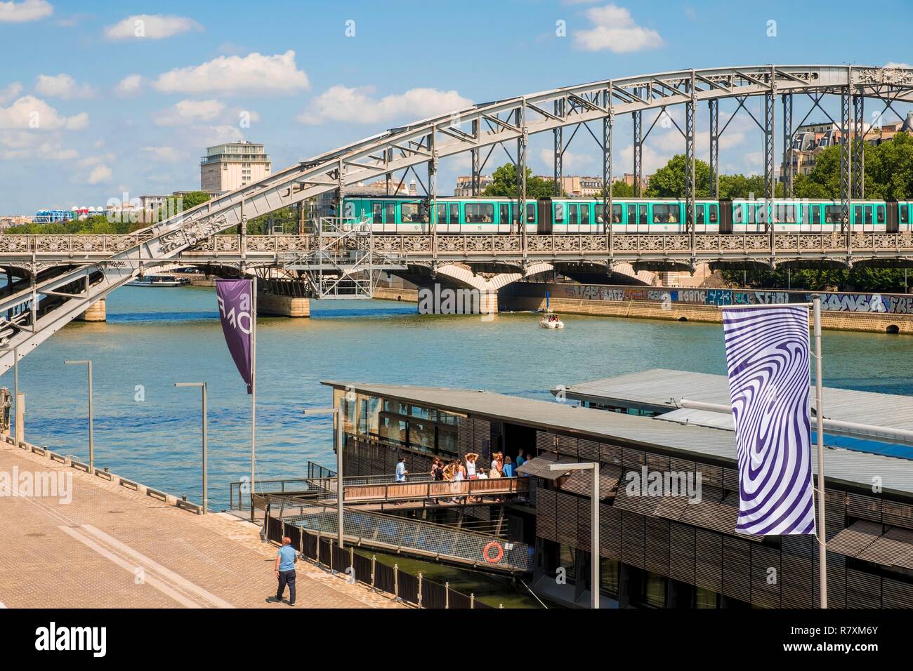 Quai D'austerlitz High Resolution Stock Photography and Images Alamy