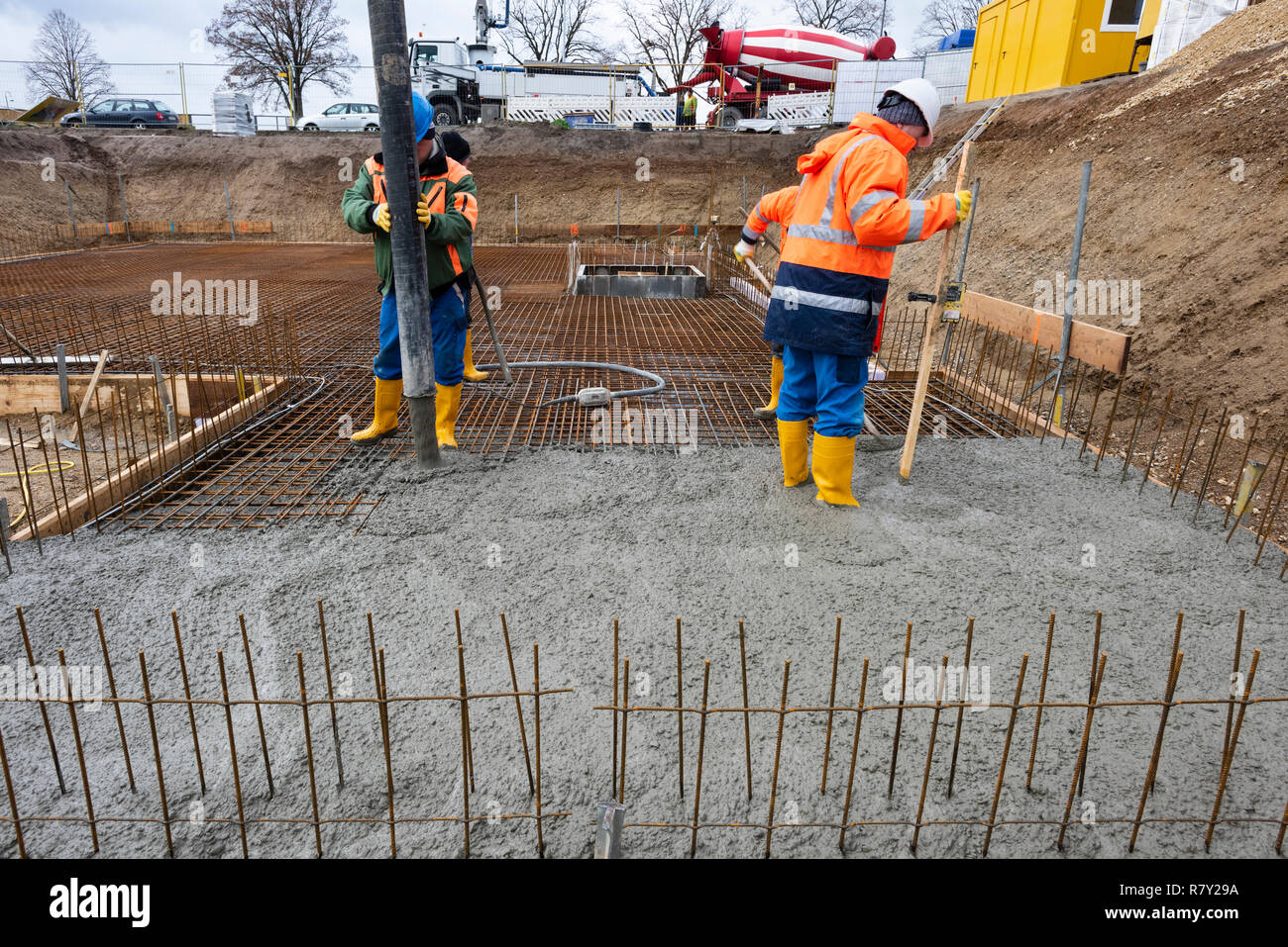 foundation of an new built house in construction Stock Photo - Alamy