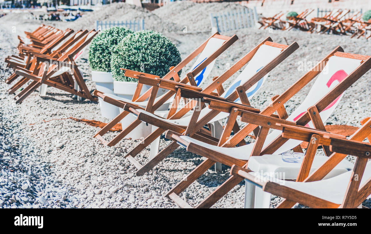 Deck chairs on the rocks hi-res stock photography and images - Alamy