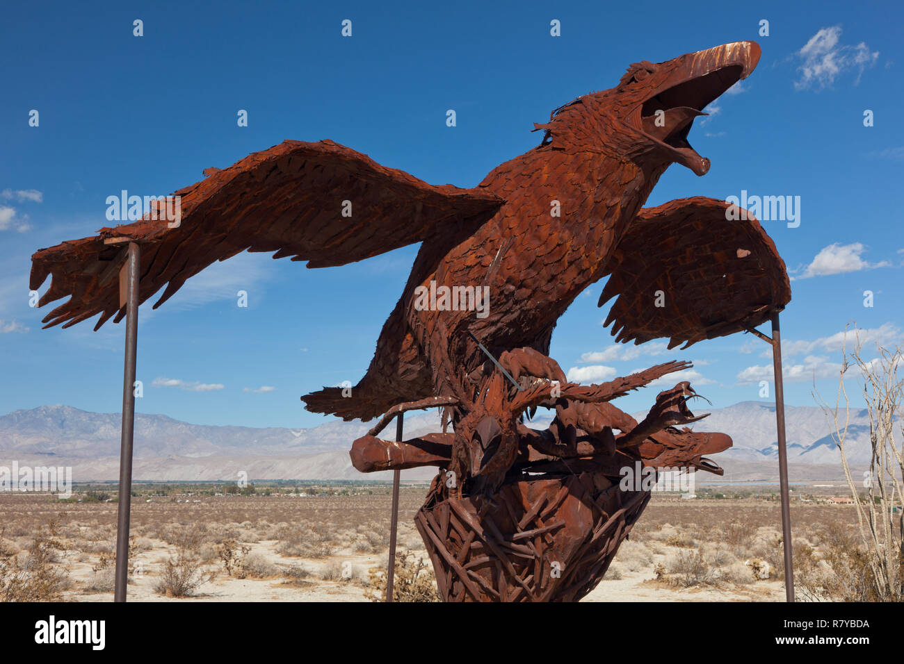 Metal Bird sculptures by Ricardo Breceda in Galleta Meadows in Borrego