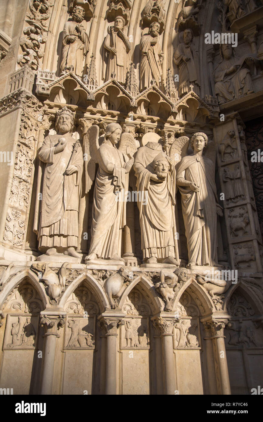Angel notre dame cathedral church hires stock photography and images