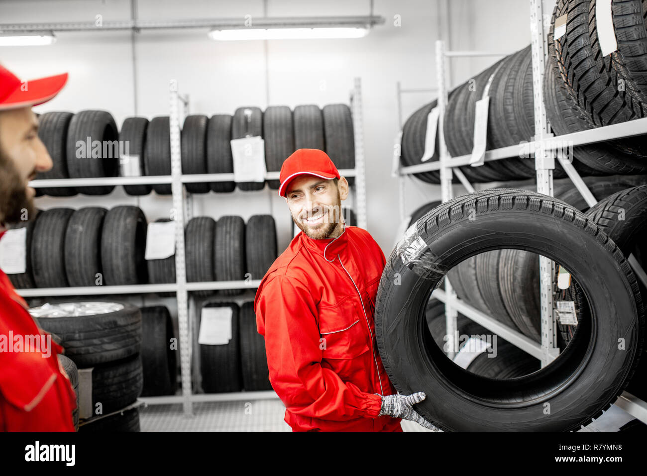 Black mechanic working on car hi-res stock photography and images - Alamy