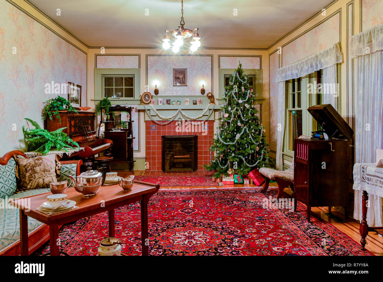 Old fashioned living room, Christmas, Burnaby Village Museum, Burnaby, British Columbia, Canada Stock Photo