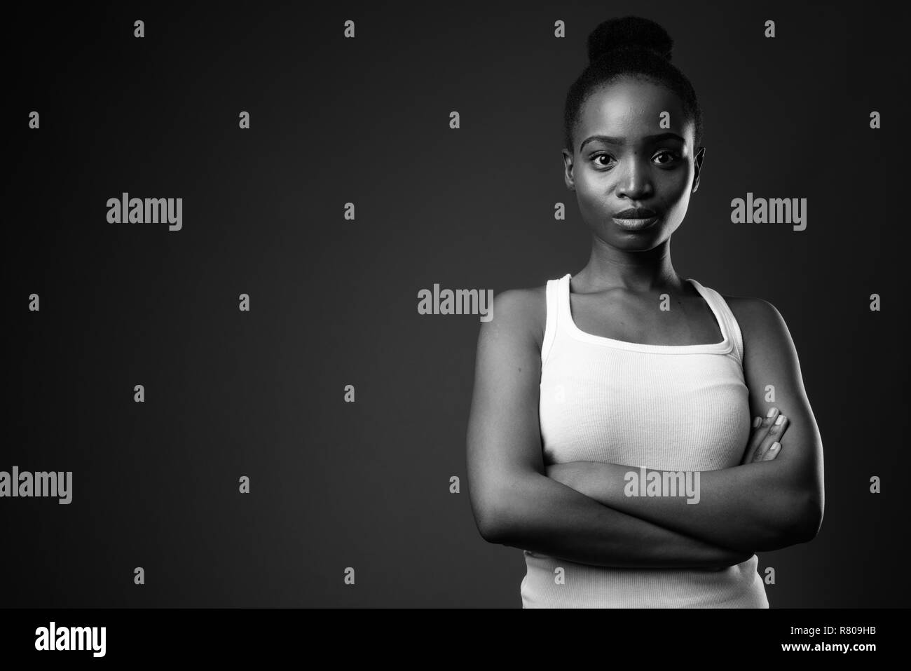 Young woman in black white hi-res stock photography and images - Alamy