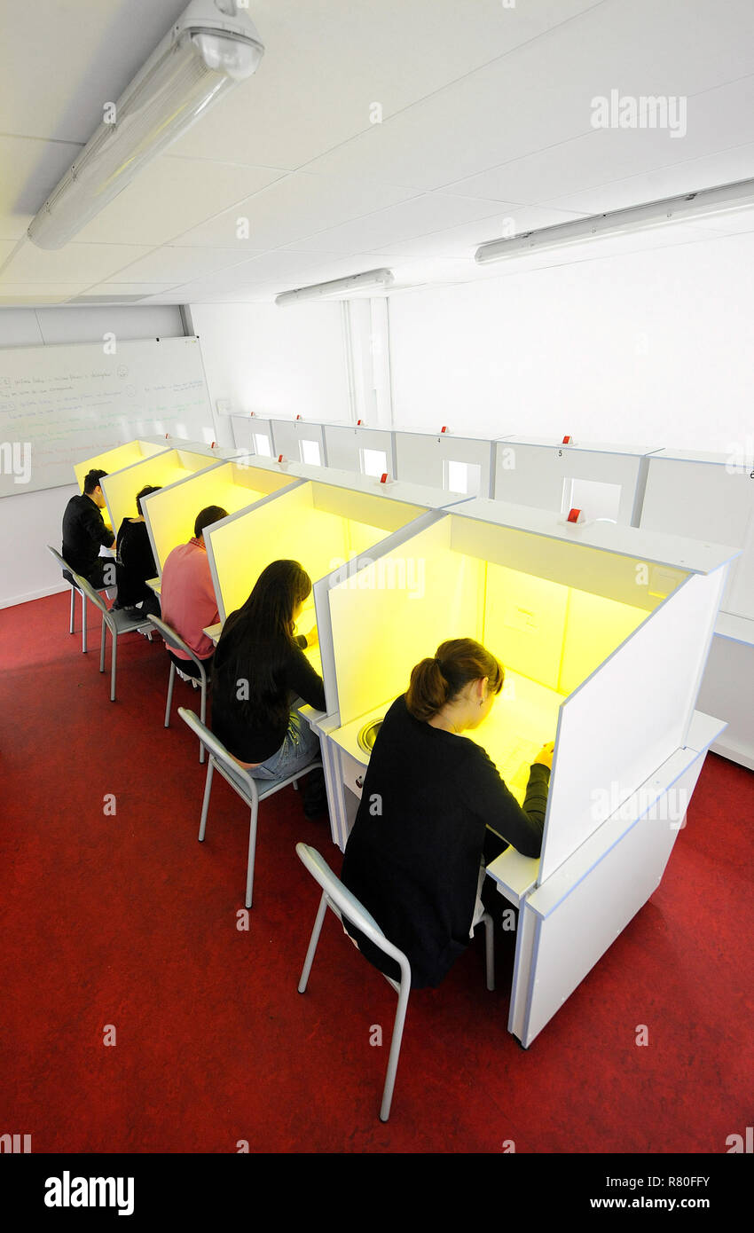 Sensory analysis at ISA Lille (French graduate school of Agriculture and Bioengineering) Stock Photo