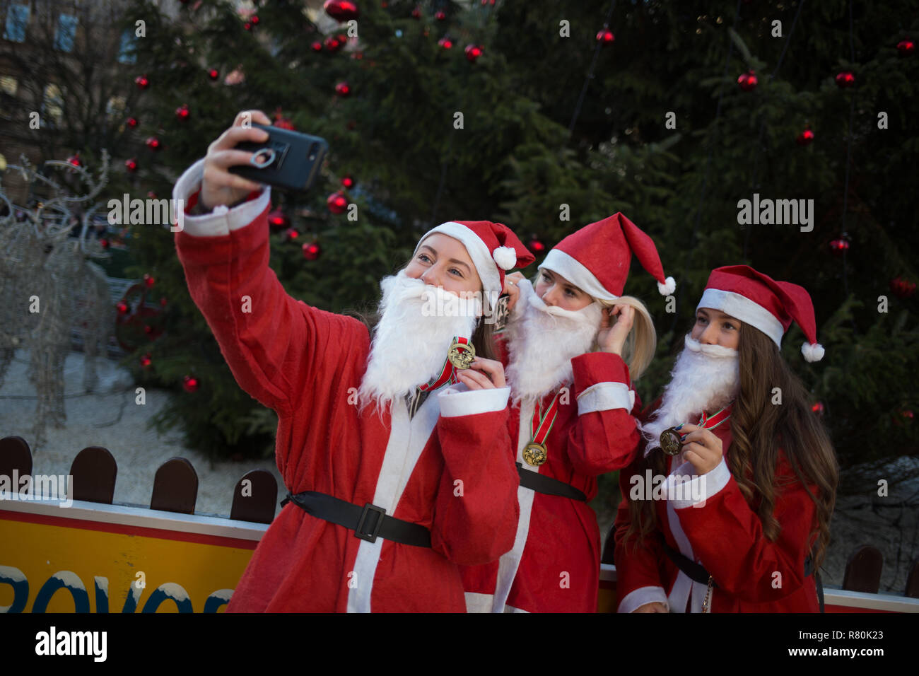 Santa Dash fun run, in Glasgow, Scotland. Stock Photo
