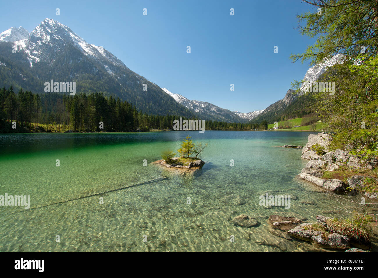 The lake Hintersee with the mountain Hochkalter in background. Berchtesgadener Land, Upper Bavaria, Germany Stock Photo