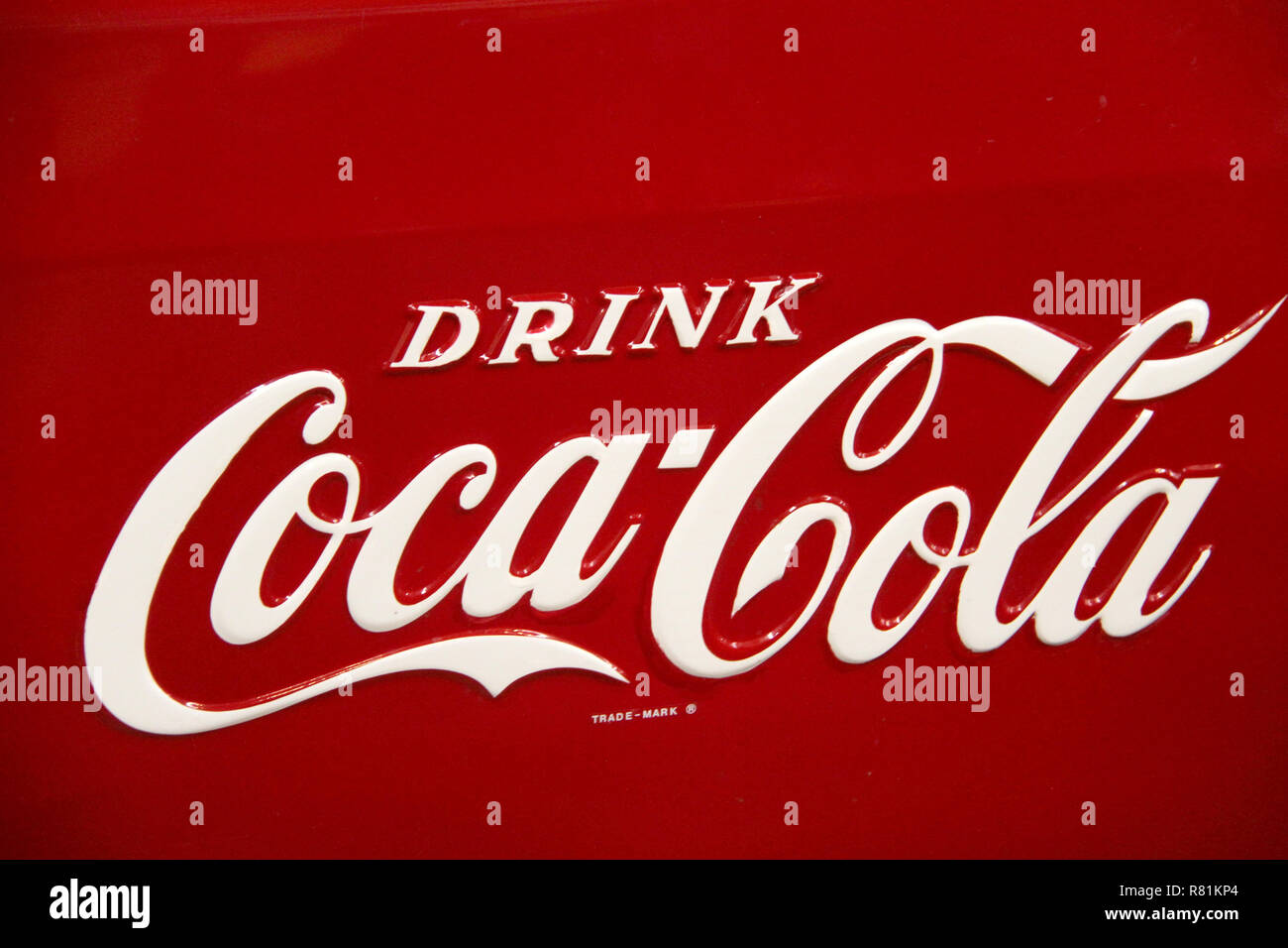 Cola coca tag slogan