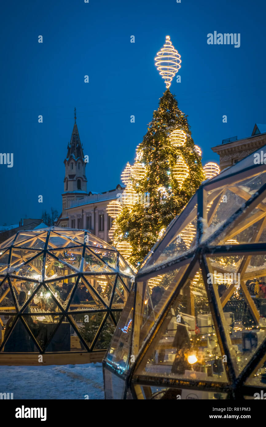 .Christmas tree and Christmas market stalls in Vilnius Town Hall square