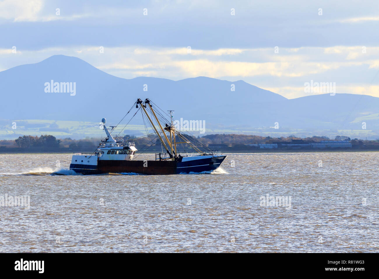 Scotland fishing boat hi-res stock photography and images - Alamy
