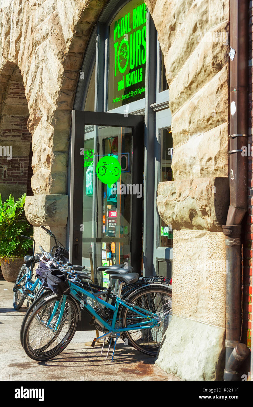 Bicycle shop usa hires stock photography and images Alamy