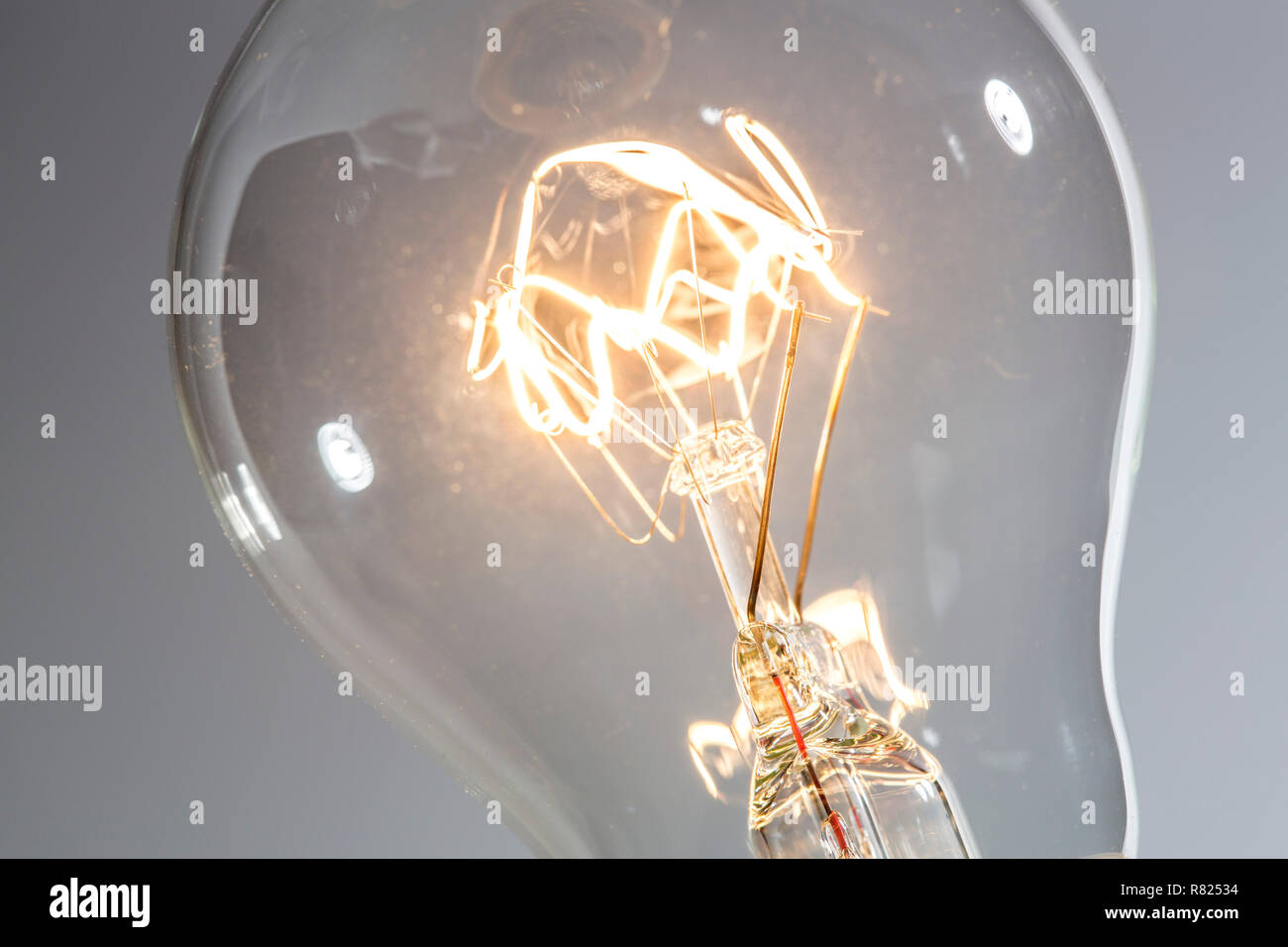 Light bulb, 100-watt light bulb Stock Photo - Alamy