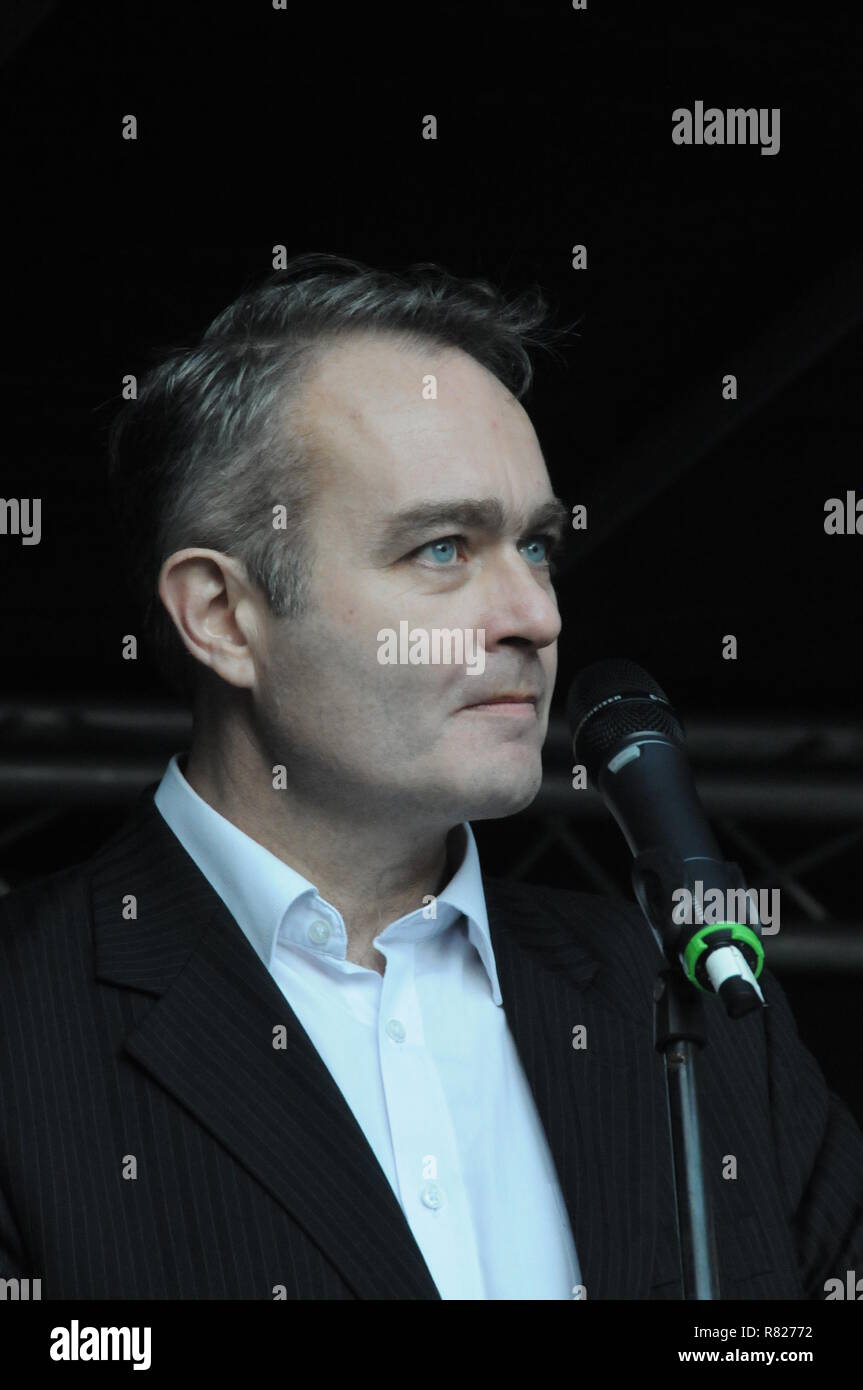 Paul Oakley Ukip General Secretary address the crowd at London's Brexit  Means Exit rally Stock Photo - Alamy