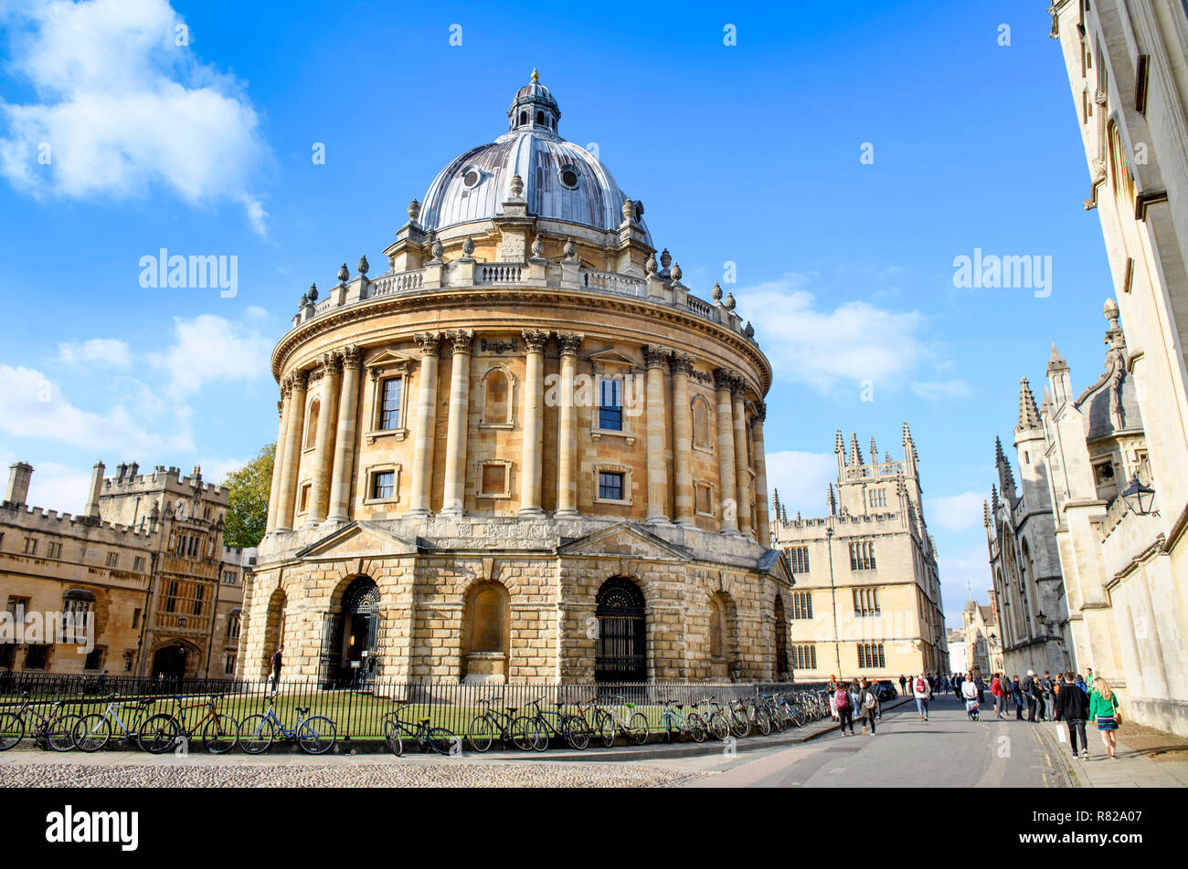 The Radcliffe Camera, reading room of the Bodleian Library at Oxford ...