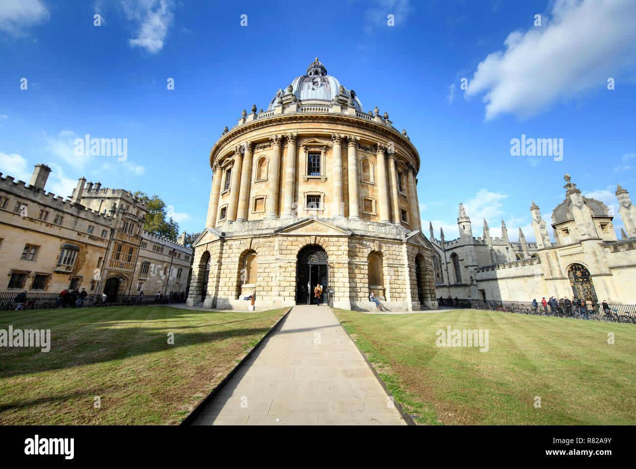 The Radcliffe Camera, reading room of the Bodleian Library at Oxford ...