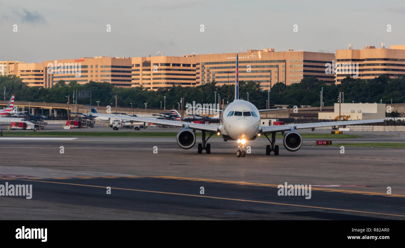 Commercial Jetliner on runway, Reagan National Airport, Washington, DC Stock Photo