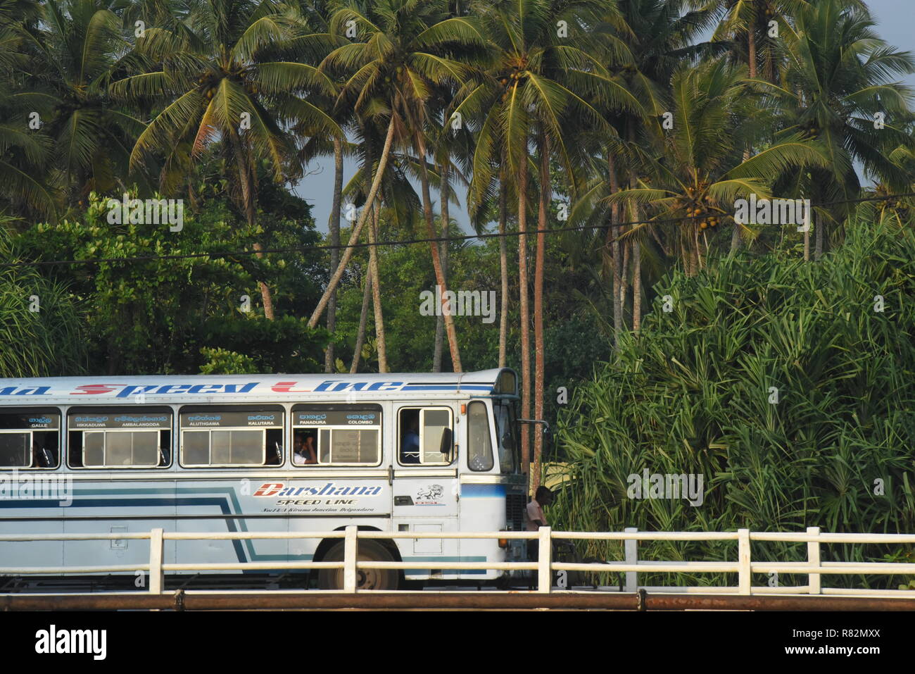 Local bus sri lanka hi-res stock photography and images - Alamy