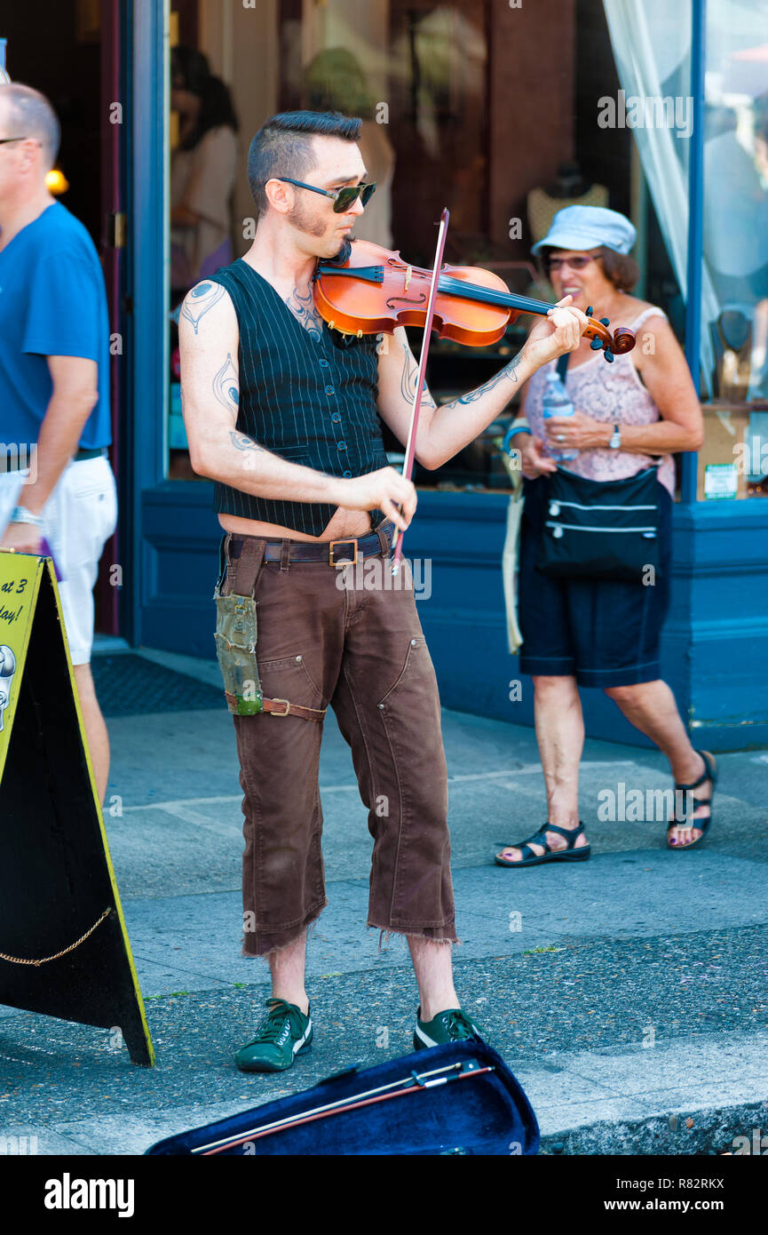 Portland, Oregon,USA August 17,2014 Hawthorn Street annual Community Event. Street musician